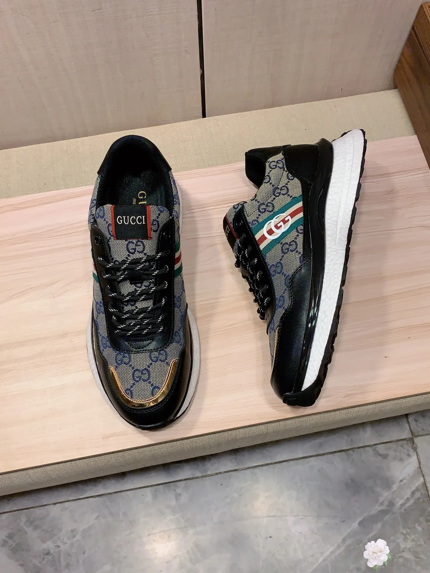 Men's men's shoes💰460💰💰🎩🎩[Lightning][Lightning] "GUCCI*" The latest and most popular casual shoes, top brands [Seduce] luxury~purchase, top~quality. [Strong] The upper is made of imported breathable cowhide with fabric material ➕ Breathable sheepskin feet (•) and fine workmanship. The original stylish and stylish soft rubber wear-resistant and non-slip outsole is light and comfortable on the feet. The real thing looks better when photographed in person. Code 004: Code: 38-44, 2️⃣colors selected